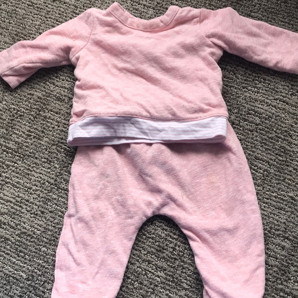 Baby Gap matching top and bottoms outfit